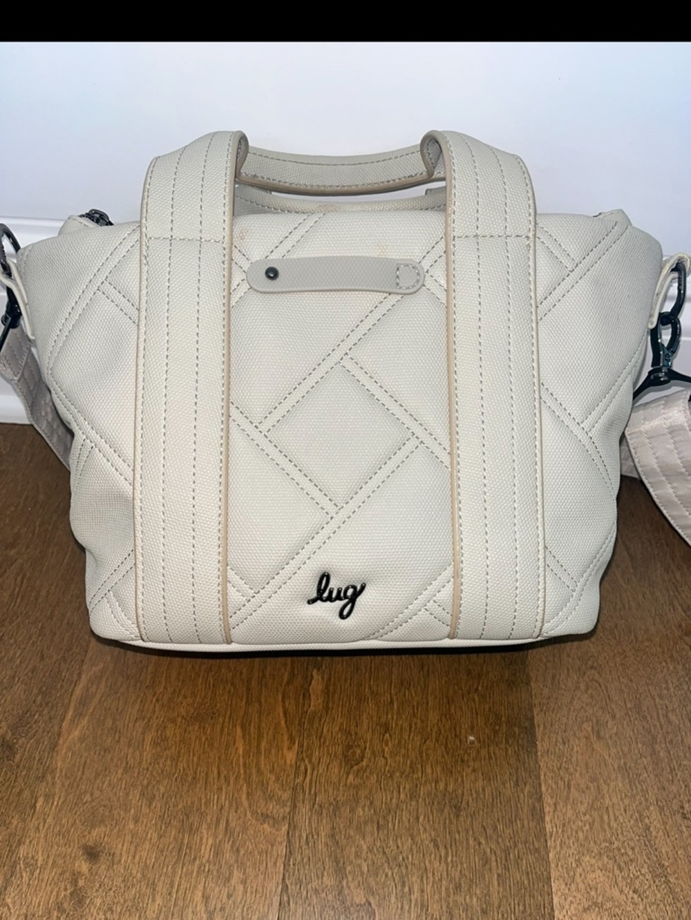 Lug Dory Medium Matte Luxe VL w/ Tote Handles - One Rub Spot on Handle See Pic - Picture 1 of 15